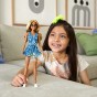 Păpușă Barbie Fashionistas #173 în rochie blugi denim GRB65 Mattel