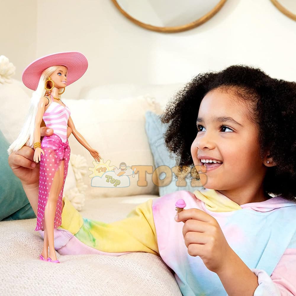 Păpușă Barbie blondă cu costum de baie și accesorii de plajă HPL73